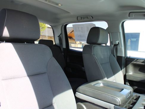 Used 2019 Chevrolet Silverado 2500 LT AWD/4WD image 19