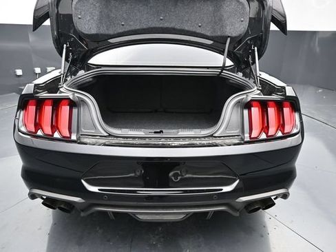 Used 2020 Ford Mustang GT Premium w/ GT Performance Package RWD image 9