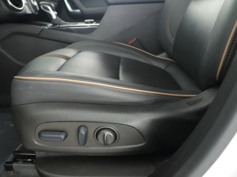 Used 2022 Chevrolet Blazer Premier image 10