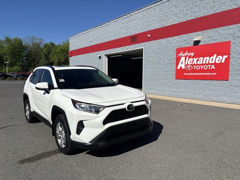 Used 2019 Toyota RAV4 XLE w/ All Weather Liner Package AWD/4WD image 1