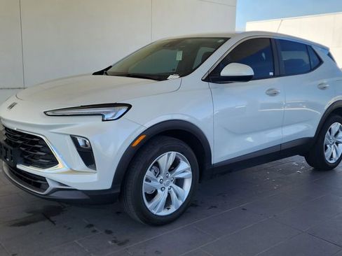 Used 2024 Buick Encore GX Preferred image 1