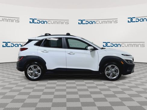 Used 2023 Hyundai Kona SEL image 9