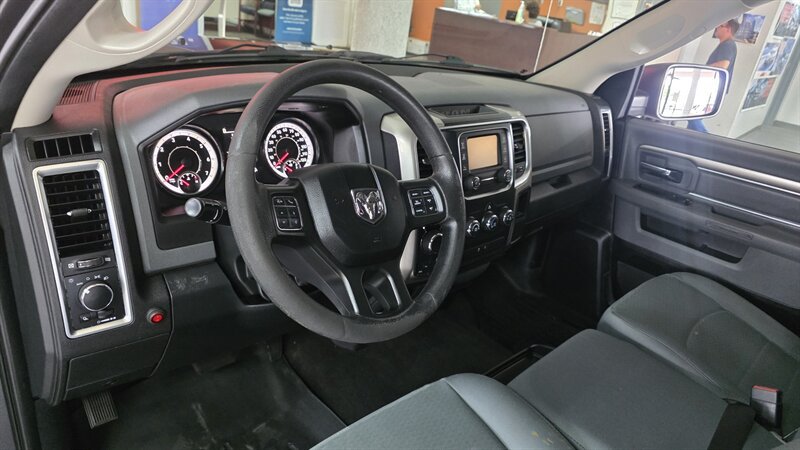 Used 2017 RAM 1500 Classic SLT AWD/4WD image 11