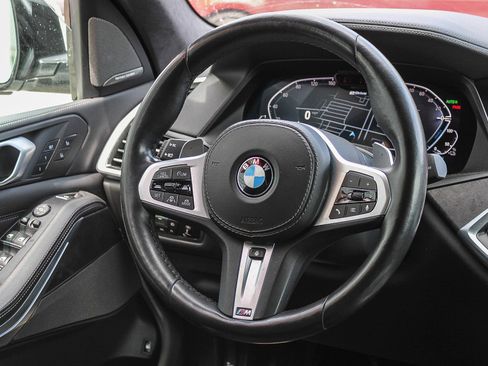 Used 2021 BMW X5 xDrive45e w/ M Sport Package AWD/4WD image 17