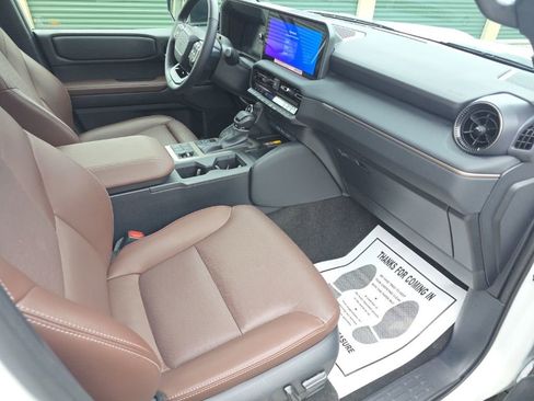 Used 2025 Toyota Land Cruiser image 17