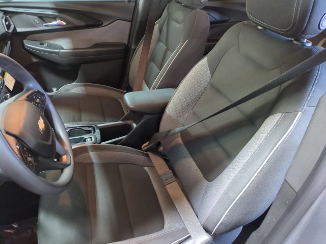 Used 2023 Chevrolet TrailBlazer LT w/ Convenience Package AWD/4WD image 12