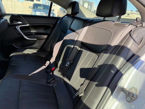 Used 2012 Buick Regal Leather FWD image 19