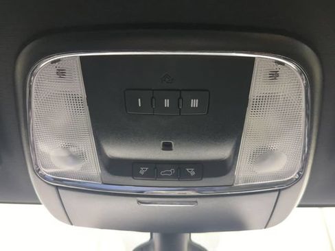Used 2020 Dodge Durango R/T w/ Blacktop Package AWD/4WD image 24