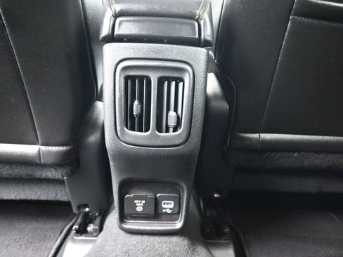 Used 2020 Jeep Compass Limited image 30