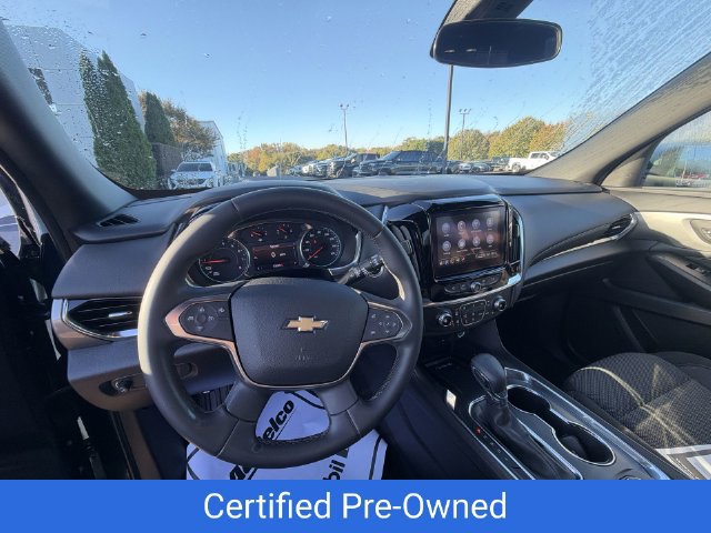 Certified 2023 Chevrolet Traverse LT FWD image 16