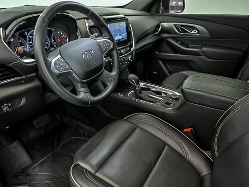 Used 2023 Chevrolet Traverse Premier w/ Redline Edition AWD/4WD image 13