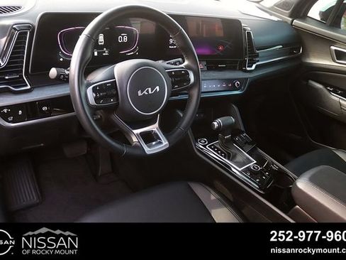Used 2024 Kia Sportage X-Line w/ X-Line Premium Package AWD/4WD image 13