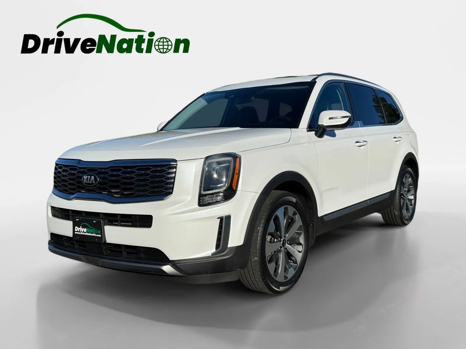 Used 2020 Kia Telluride S w/ S 8 Passenger Seating Package AWD/4WD image 1
