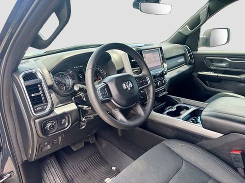 Used 2025 RAM 1500 Big Horn AWD/4WD image 9