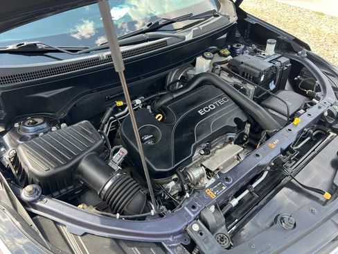 Used 2019 Chevrolet Equinox LS w/ LS Convenience Package FWD image 42