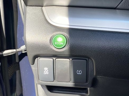 Used 2016 Honda CR-V SE image 19