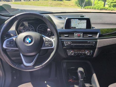 Used 2018 BMW X1 xDrive28i AWD/4WD image 12