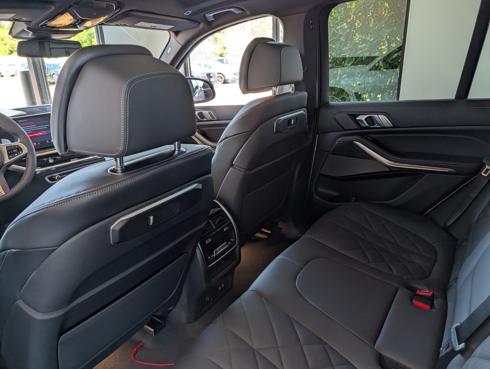 New 2026 BMW X5 M60i w/ Climate Comfort Package AWD/4WD image 14