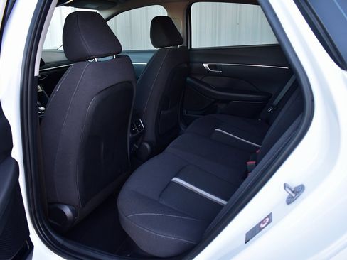 Used 2023 Hyundai Sonata SEL w/ Cargo Package image 18