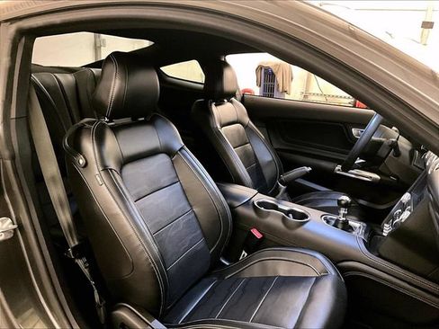 Used 2020 Ford Mustang GT Premium w/ Equipment Group 401A RWD image 7