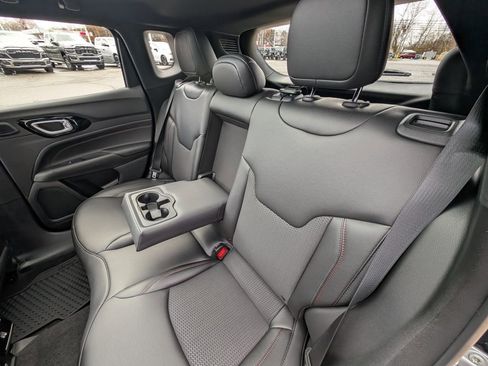 New 2026 Jeep Compass Trailhawk w/ Sun, Sound & Navigation Group image 14