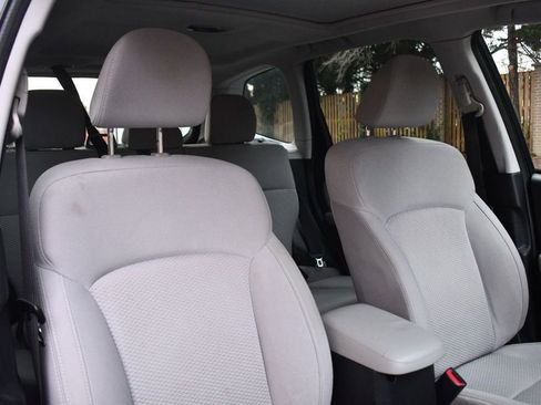 Used 2018 Subaru Forester 2.5i Premium image 27