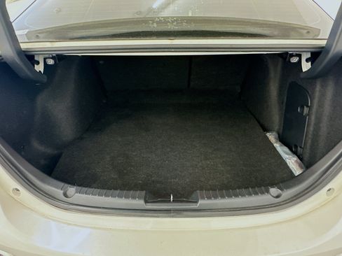 Used 2018 MAZDA MAZDA3 Touring FWD image 29
