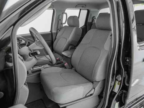 Used 2008 Nissan Frontier SE w/ SE Value Truck Pkg image 27