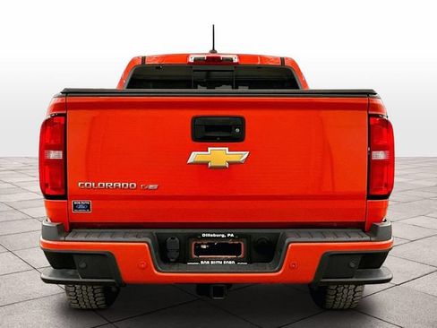 Used 2019 Chevrolet Colorado Z71 AWD/4WD image 4