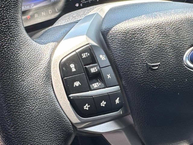 Used 2023 Ford Explorer Limited w/ Equipment Group 301A AWD/4WD image 31