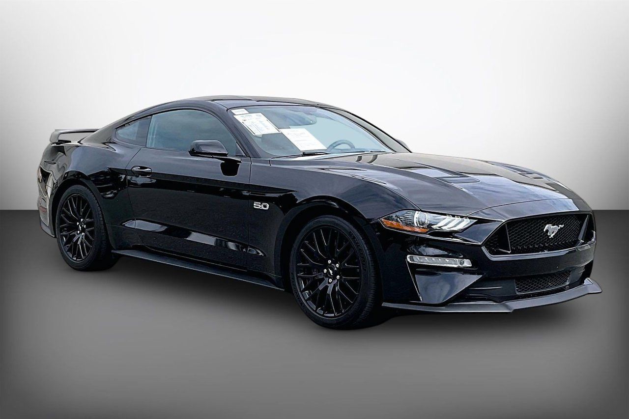 Used 2020 Ford Mustang GT w/ GT Performance Package RWD image 2