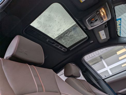 Used 2017 BMW X4 M40i image 22