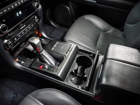 Certified 2022 Lexus GX 460 Premium image 17