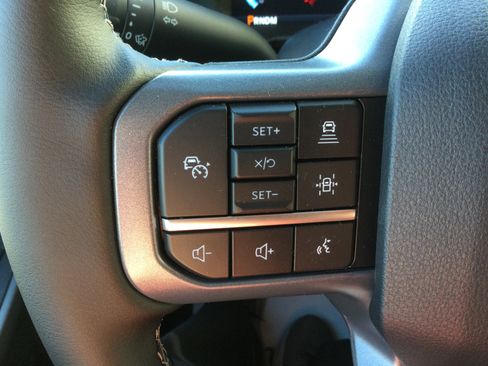 New 2026 Ford F350 Lariat w/ Lariat Premium Package image 17