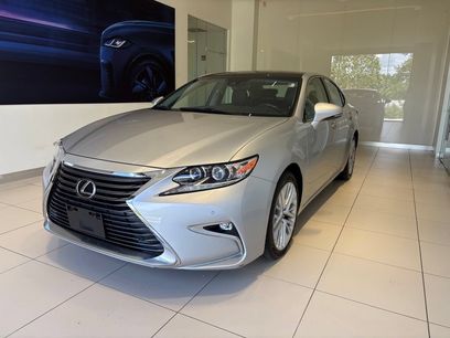 Used 2016 Lexus ES 350 w/ Luxury Package w/Wood Trim