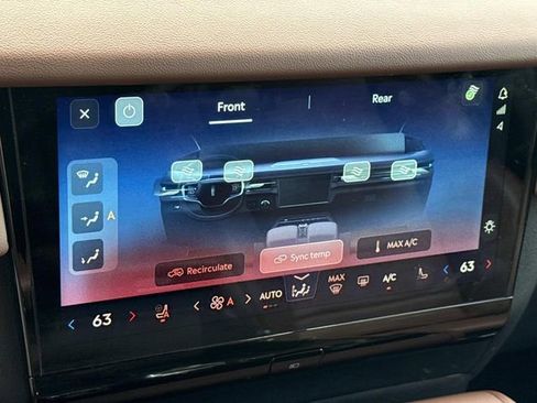 Used 2025 Lincoln Navigator L Reserve AWD/4WD image 22