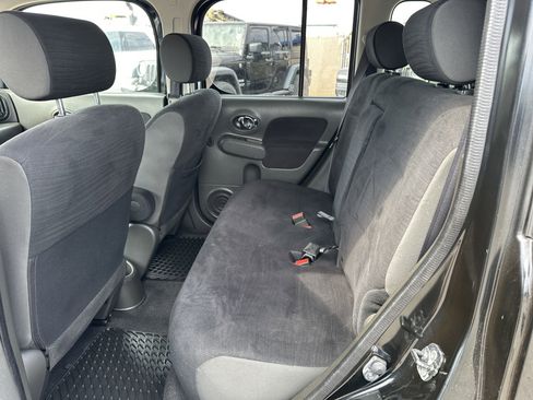 Used 2013 Nissan Cube 1.8 S w/ Interior Designer Pkg image 12