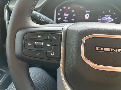 Used 2026 GMC Sierra 2500 Denali image 44