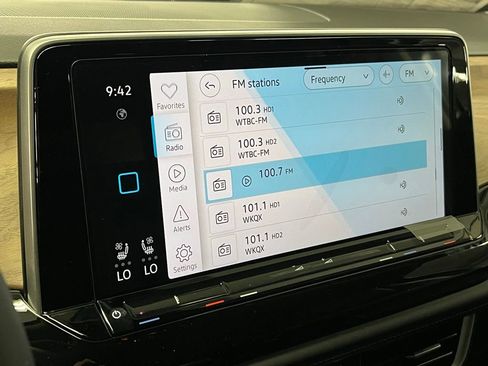 New 2026 Volkswagen Atlas SE image 29