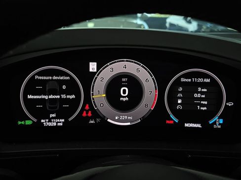 Certified 2024 Porsche Cayenne Turbo GT AWD/4WD image 6