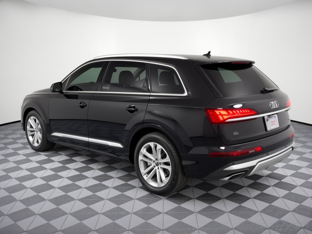 Used 2026 Audi Q7 3.0T Premium Plus w/ Premium Plus Package AWD/4WD image 3