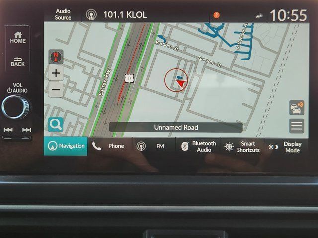 Used 2025 Honda Pilot Black Edition image 15