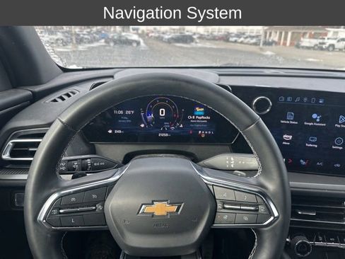 Certified 2025 Chevrolet Traverse LT image 13