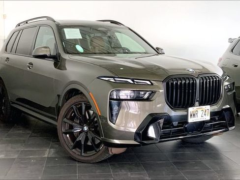 Used 2024 BMW X7 xDrive40i w/ M Sport Package AWD/4WD image 2