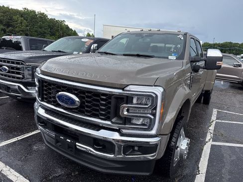 Used 2026 Ford F450 King Ranch w/ Chrome Package AWD/4WD image 7