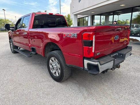Used 2023 Ford F350 Lariat w/ Lariat Ultimate Package AWD/4WD image 9