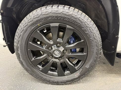 Used 2021 Toyota Tundra Limited image 18