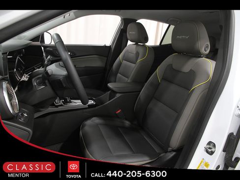 Used 2024 Chevrolet Trax ACTIV w/ Driver Confidence Package FWD image 5