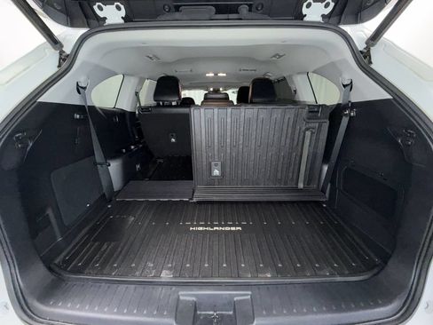 Used 2023 Toyota Highlander Limited AWD/4WD image 20