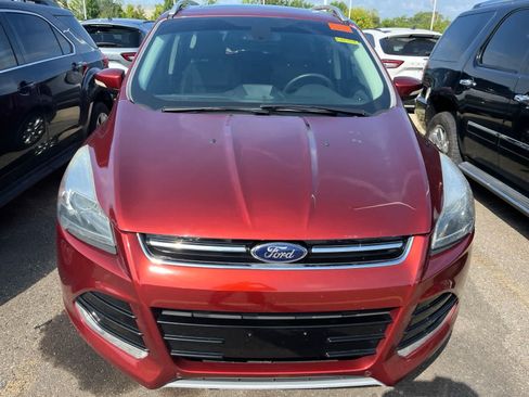 Used 2014 Ford Escape Titanium w/ Equipment Group 401A AWD/4WD image 23